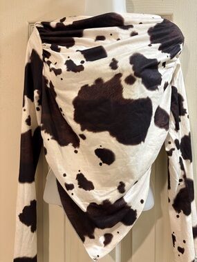 Cow Print Triangle Scarf Shawl - Black and Cream